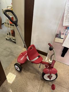(Category: ) located in . Submitted by babyshopsg (Listing ID 1439853172, Image 1). Description: .