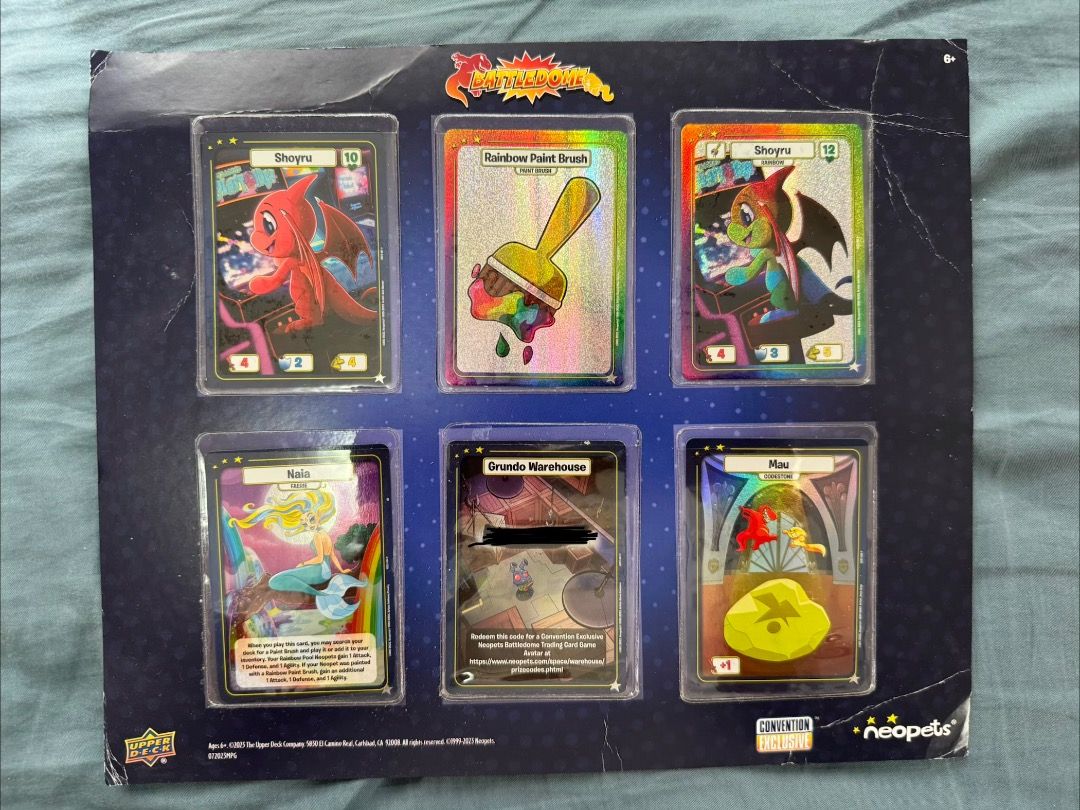 SDCC Comic Con Gen 2023 UPPER DECK NEOPETS 6 CARD SET BATTLEDOME TCG (No Code) （分類：卡片包）位於 Hong Kong。 由 kenson8888 提交（商品編號 1439849622，圖片 1）。簡介： 這是SDCC 2023 Neopets Battledome TCG (Used code)。包裝內有六張卡片，包括 Shoyru 和魔符石。卡片設計色彩鮮豔，並有不同的能力值。包裝背面有 Neopets 的標誌。適合 Neopets 粉絲和收藏家。卡片狀況良好，只是裝卡的紙板有皺褶。
