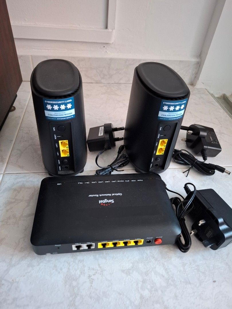 Singtel Optical Network Router Set463834697319075840