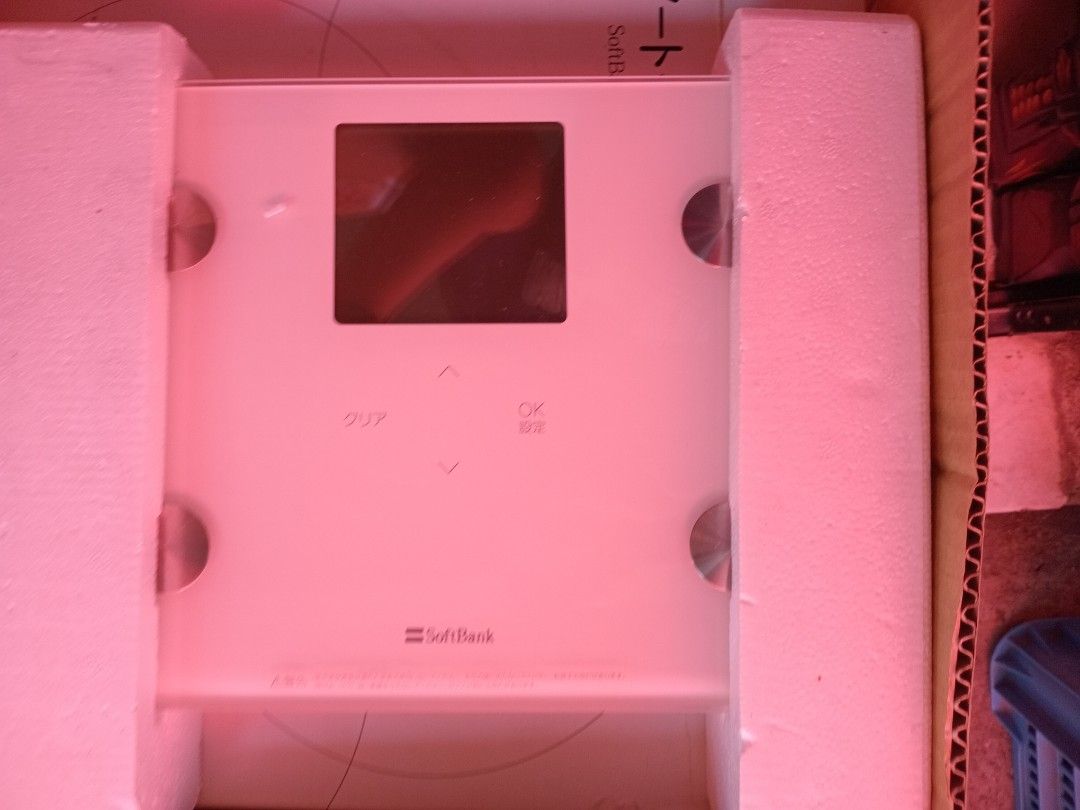 Softbank weighing scale (Category: Weights & Dumbbells) located in Taguig. Submitted by nippon.toki (Listing ID 1439911216, Image 3). Description: good working condition. need lang bilhan ng charger talking with time and date. Please read! For sure buyer only! NO COD/COP No reservation The items will be sold to the first payer w/o prior notice. Verbal reservations are not acceptable. Note: All items are vintage. Please manage your expectations ac