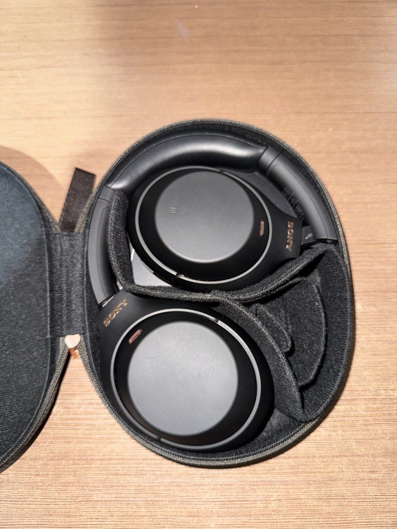 Sony WH-1000XM4 (Category: Headphones & Headsets) located in Manila. Submitted by adcydeleon (Listing ID 1439962427, Image 1). Description: - Purchased from LazMall (Sony Flagship Store) last December 2024 - Barely used, I prefer my AirPods - Issue: Minimal Scratches & Slight burn in charging port (no effect on performance) - RFS: No longer used - Negotiable if sure buyer - Can do meetups UST Area/ Lalamove to be shouldered by buyer.