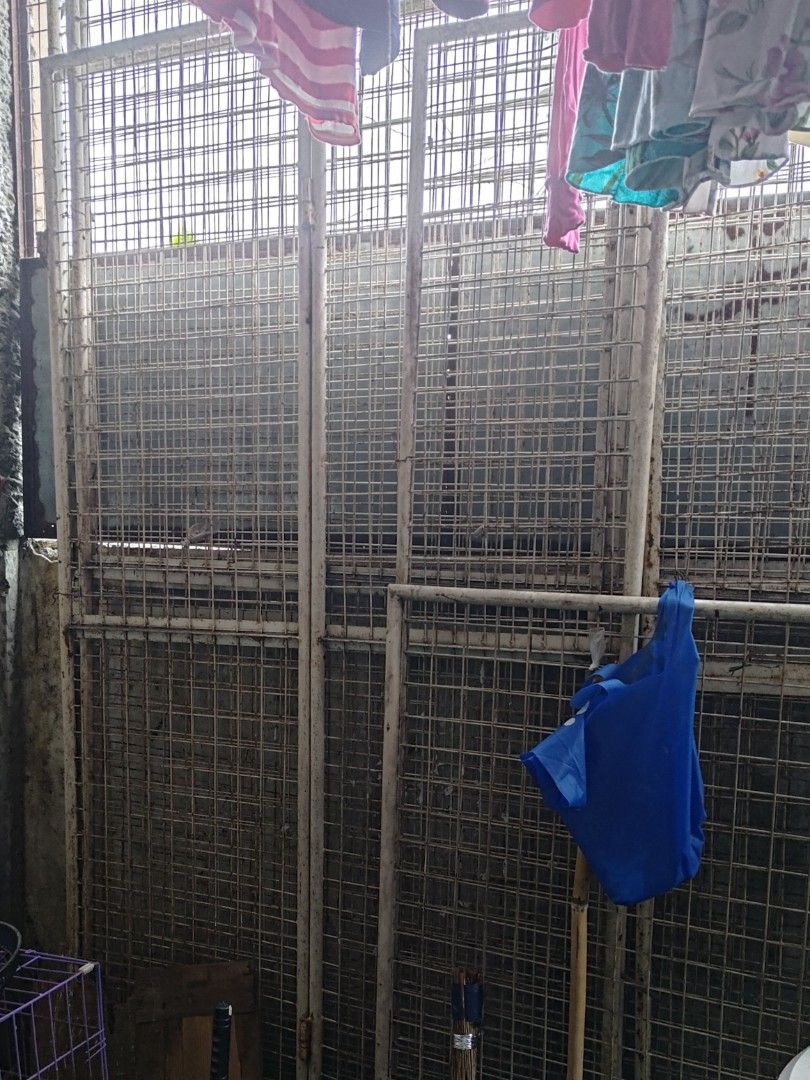 Steel Matting for STORE/or BAZAAR (Category: Construction & Building Materials) located in Quezon City. Submitted by cherilyns54541 (Listing ID 1439836395, Image 1). Description: -steel matting for sale pwedeng gamitin pang store, small kainan or turo turo. Pwede din gamitin sa bazaar. Close na square style nya. Ginamit namin noon sa canteen ng office para sa coffee and pastry shop. Pm sa interested..