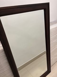 (Category: ) located in . Submitted by sellerup (Listing ID 1439924263, Image 1). Description: .