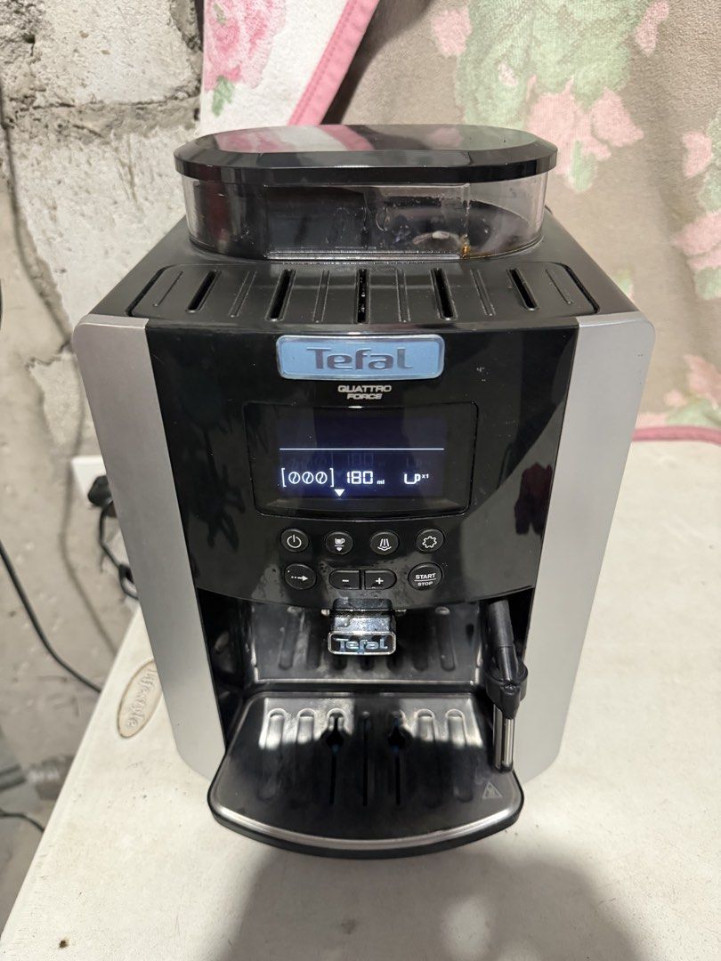 Tefal Coffee Machine (Category: Coffee Machines & Makers) located in Bulacan. Submitted by mysticdeer.6d7f47 (Listing ID 1439929438, Image 2). Description: Tefal Coffee Machine Espresso With Milk frother 220V Good as New No Issue.