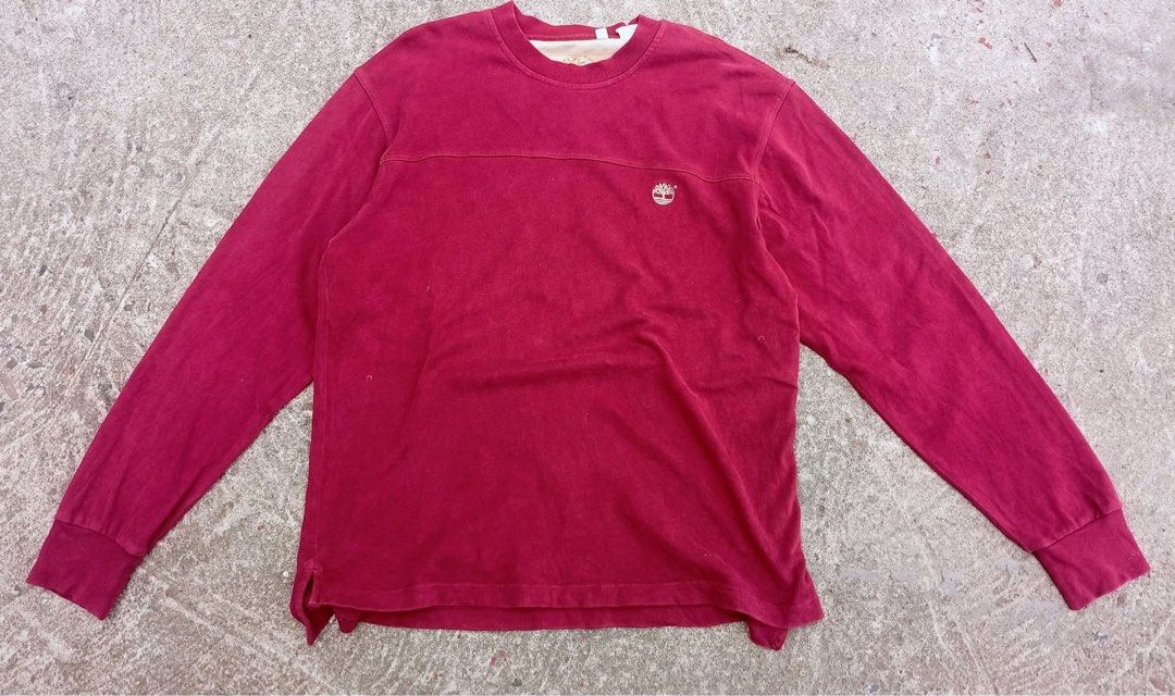 Timberland Sweater (Category: Coats, Jackets and Outerwear) located in Baguio. Submitted by deyllllll (Listing ID 1439831700, Image 1). Description: Timberland Sweater Size: XL Condition: 10/10 No issues.