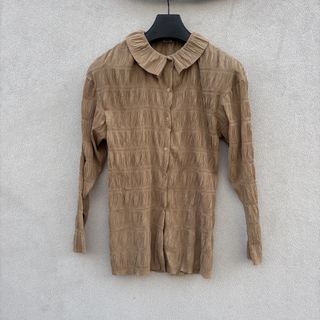 (Category: ) located in . Submitted by thrift.ed2023 (Listing ID 1439869514, Image 1). Description: .