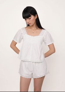 (Category: ) located in . Submitted by lovexlothes (Listing ID 1439897196, Image 1). Description: .
