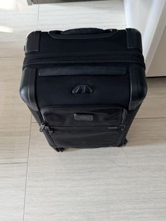 （分類：）位於 。 由 dqjiao 提交（商品編號 1439896137，圖片 1）。簡介： 。