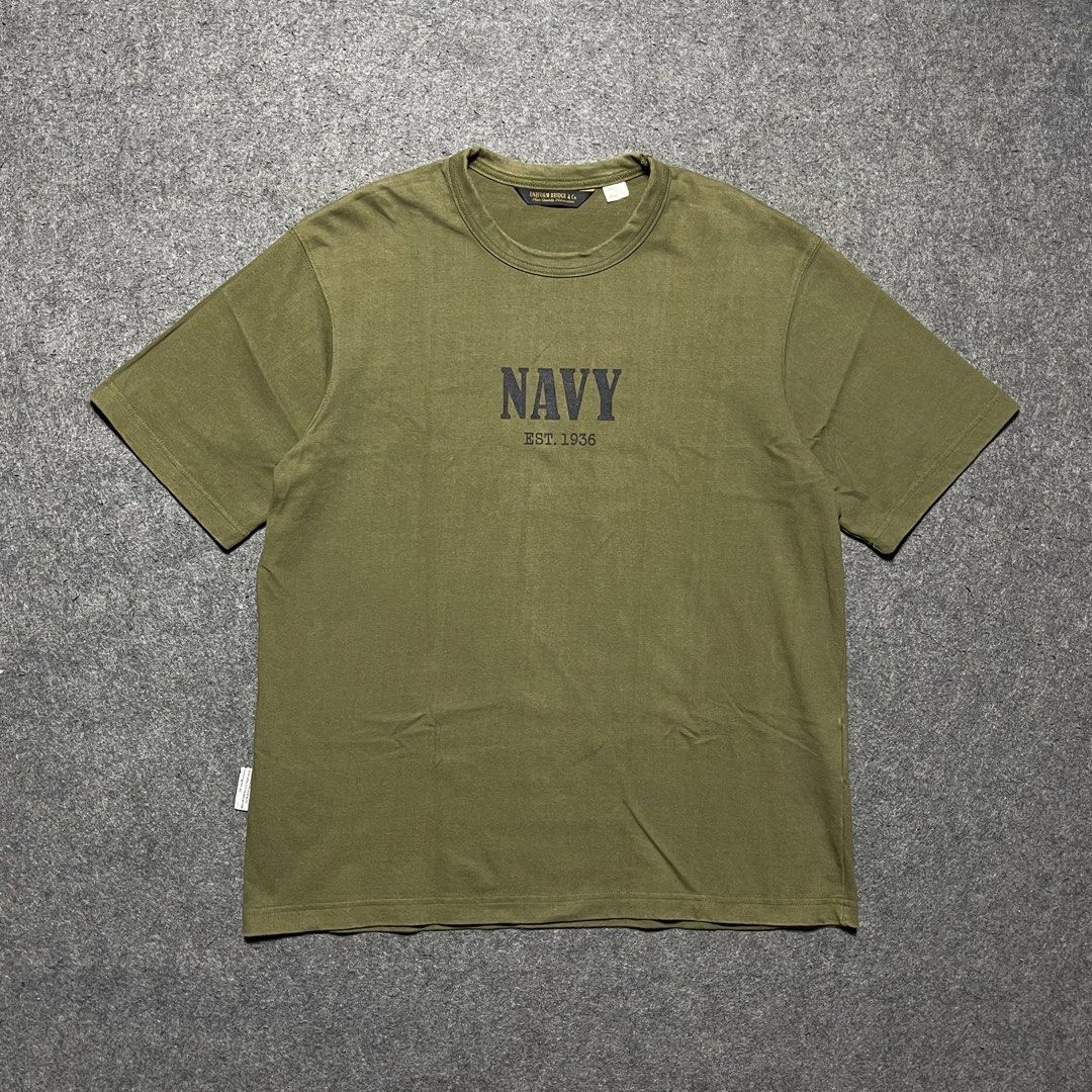 Uniform Bridge “Navy” crewneck t-shirt (Category: Tshirts & Polo Shirts ) located in Zamboanga. Submitted by rag_20 (Listing ID 1439844601, Image 1). Description: Uniform Bridge “Navy” crewneck t-shirt Uniform Bridge a South Korean heritage workwear and military-inspired label. Featuring “NAVY” stencil block lettering with an “EST. 1936” timestamp underneath, and also Small fabric branding tag stitched onto the lower right side seam. And a Heavyw