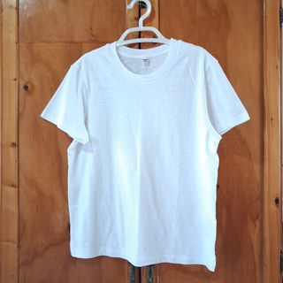 (Category: ) located in . Submitted by tavias.shop (Listing ID 1439879125, Image 1). Description: .