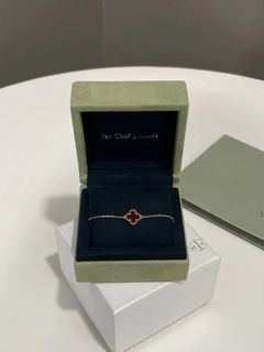 (Category: ) located in . Submitted by lovelotsluxury (Listing ID 1439928081, Image 1). Description: .