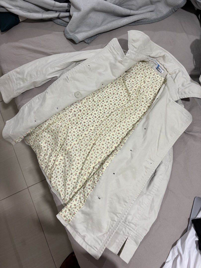 Veeko Double-Breasted Cream Jacket with Floral Lining (Category: Coats, Jackets and Outerwear) located in Manila. Submitted by kur3ng (Listing ID 1439968500, Image 3). Description: RFS: Declutter - Stylish cream double-breasted jacket - Classic button closure - Chic stand-up collar - Unique floral print lining - Good condition.