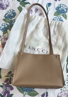 (Category: ) located in . Submitted by new.preloved.auth (Listing ID 1439924666, Image 1). Description: .