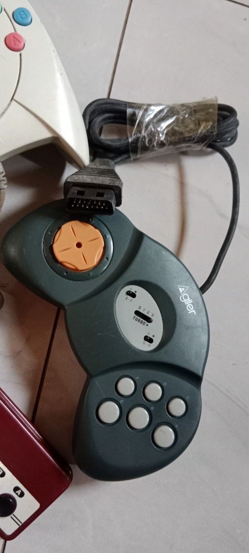 Vintage Sega mix controllers for take all untested (Category: Controllers) located in Bulacan. Submitted by Shoppe.Ups (Listing ID 1439833150, Image 3). Description: for take all untested as is for display/ collection only what you see is what you get meetups: guiguinto plaridel bulacan - J&T *(Payment First) - LBC COP/COD *(payment first for shipping fee only) -pickup / lalamove *mop: via gcash pm for interested.