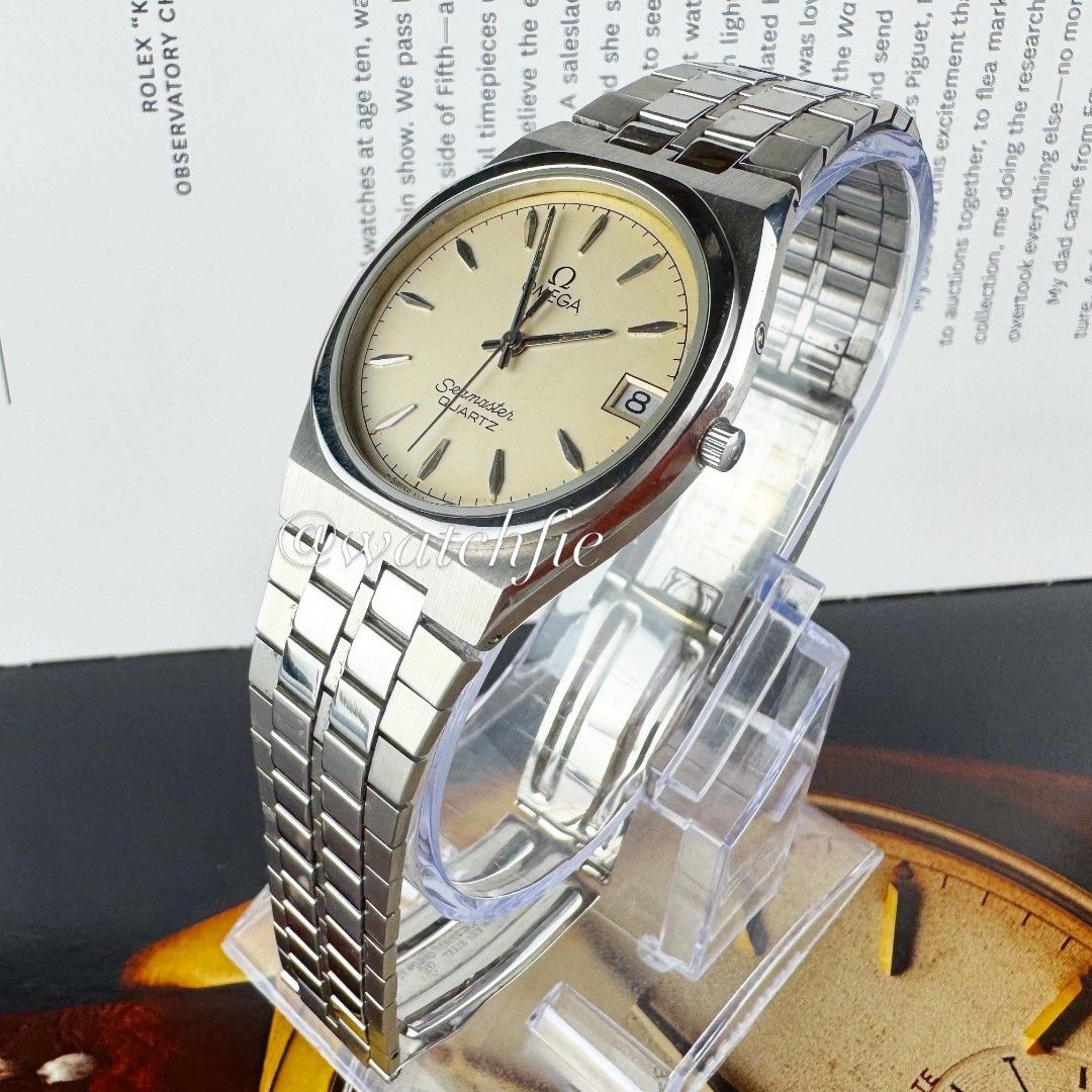 Vintage Omega Seamaster Quartz (Category: Luxury Watches) located in Manila. Submitted by ab.authentic.collection (Listing ID 1439849132, Image 2). Description: Available for Sale Vintage Omega Seamaster Quartz - Ref. 1960225 - Cal. 1332 Quartz - 35mm Face - 32mm x 39mm from lugs to lugs - Clean Chapter Ring Dial - Approx. 7.25 inches wrist - Quartz - Bracelet 1379.388 - Unit only Open for Meetups (Sure buyer) Note: manage expectations on vintage