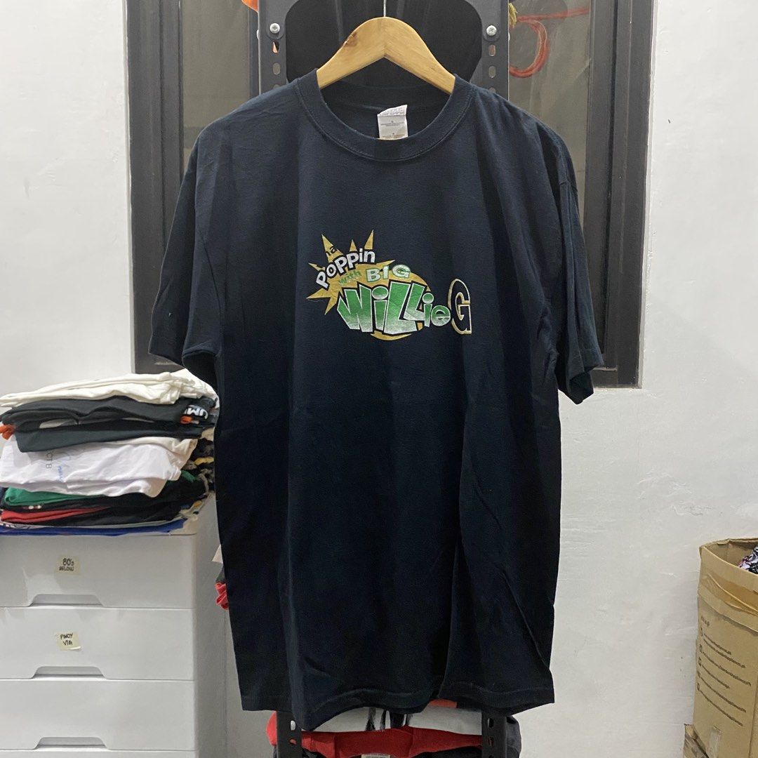 Vintage What’s Poppin With Big Willie G Shirt (Category: Tshirts & Polo Shirts ) located in Legazpi City. Submitted by southeastjunkies (Listing ID 1439966415, Image 1). Description: Vintage What’s Popping With Big Willie G Promo Shirt (TV Series) 21x29 (Large) No Issue.