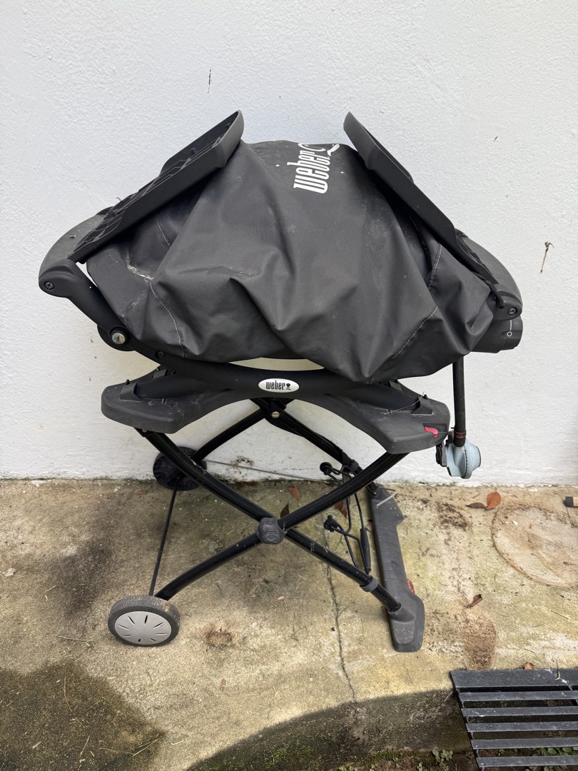 Weber Q Series Portable Gas Grill, TV &amp; Home Appliances, Kitchen ...