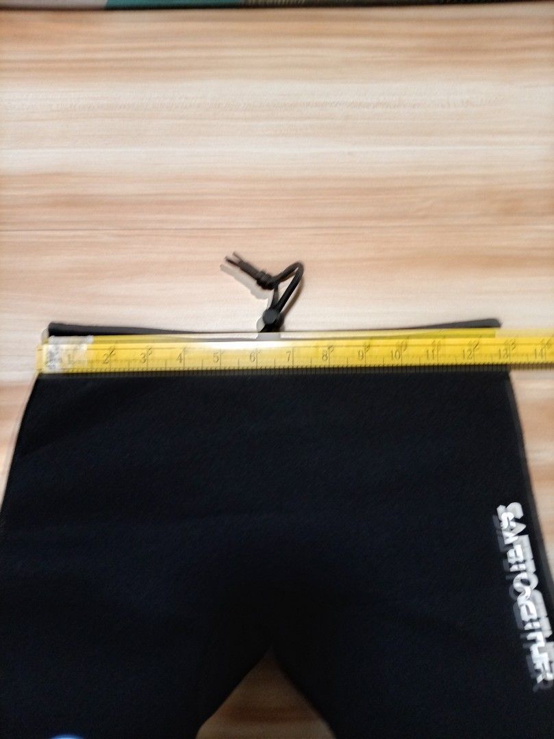 WETSUIT for Women / XL (Category: Rash guard) located in Calasiao. Submitted by thrift205 (Listing ID 1439893722, Image 3). Description: Wetsuit Neoprene for Women XL on tag #21.