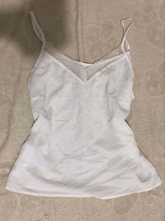 (Category: ) located in . Submitted by kellythrifts (Listing ID 1439844721, Image 1). Description: .