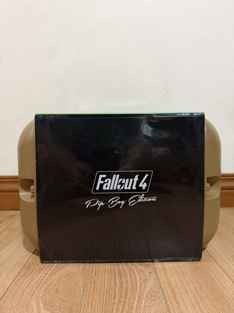 XBOX ONE Fallout 4 Pip Boy Edition (Category: Xbox) located in Mandaluyong City. Submitted by imagsan (Listing ID 1439812317, Image 3). Description: For Sale: XBOX ONE Fallout 4 Pip Boy Edition Price: 7,500 ITEM Description: 2nd Hand Used Box Condition 7/10 - (See Pics) I’ll Throw in a FREE Fallout 76 Steelbook Contact No. Will be given upon dibs or Buyer Location: Meetup or Pickup (Lalamove) Puregold Kalentong Makati Area.