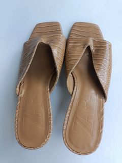 (Category: ) located in . Submitted by gelxto (Listing ID 1439991918, Image 1). Description: .