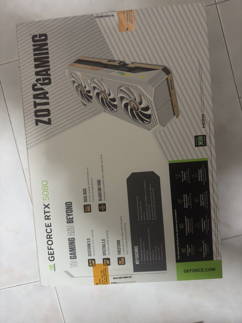Zotac solid oc RTX 5080 White Edition463614866149222401
