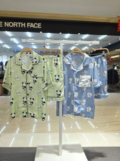 （分類：）位於 。 由 littlemomenthongkong 提交（商品編號 1440081857，圖片 1）。簡介： 。