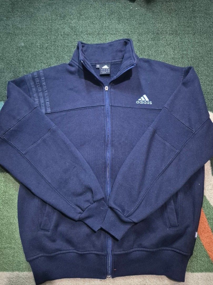 Adidas Navy Blue Track Jacket Full Zip Size M (Category: Coats, Jackets and Outerwear) located in Manila. Submitted by prince_cogal26. (Listing ID 1440122424, Image 2). Description: issue: zipper lang po.