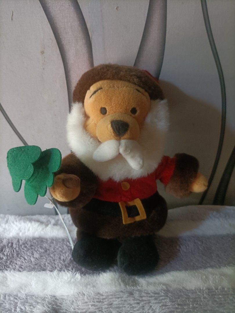 American Santa Pooh (Category: Vintage Collectibles) located in Antipolo. Submitted by gclassy (Listing ID 1439997296, Image 1). Description: good quality/condition rfs decluttering.