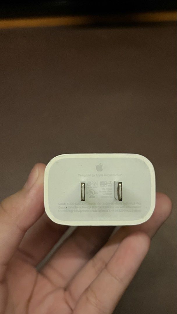 Apple 20W USB-C Power Adapter (Category: Chargers & Cables) located in San Juan City. Submitted by kaelarafer (Listing ID 1440131630, Image 2). Description: Apple 20W USB-C Power Adapter Original; no box One for ₱800, both for ₱1500.