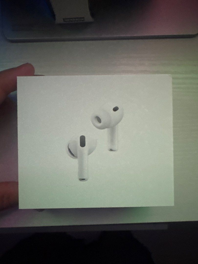 Apple AirPods Pro 3 - Brand New (Category: Earphones) located in Singapore. Submitted by sachihiro (Listing ID 1440149713, Image 1). Description: - Brand New Apple AirPods Pro 3 - Original Sealed Packaging - Immersive Sound Experience - Active Noise Cancellation (ANC) - Ideal for Daily Use, Workouts, and Travel - Willing to nego.