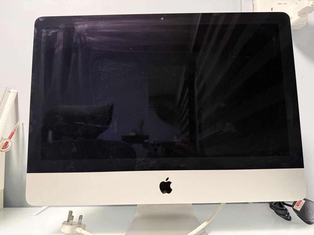 Apple iMac 27-inch Desktop Computer465183845133864960