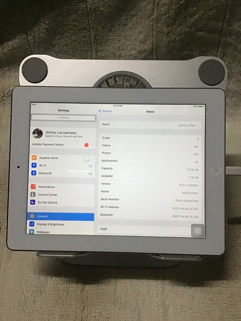 Apple iPad 4th Gen Retina Display (Category: iPad) located in Cavite. Submitted by jmy826 (Listing ID 1440055718, Image 2). Description: No issue, no dents All goods fix php 1,800 loc Bacoor City .