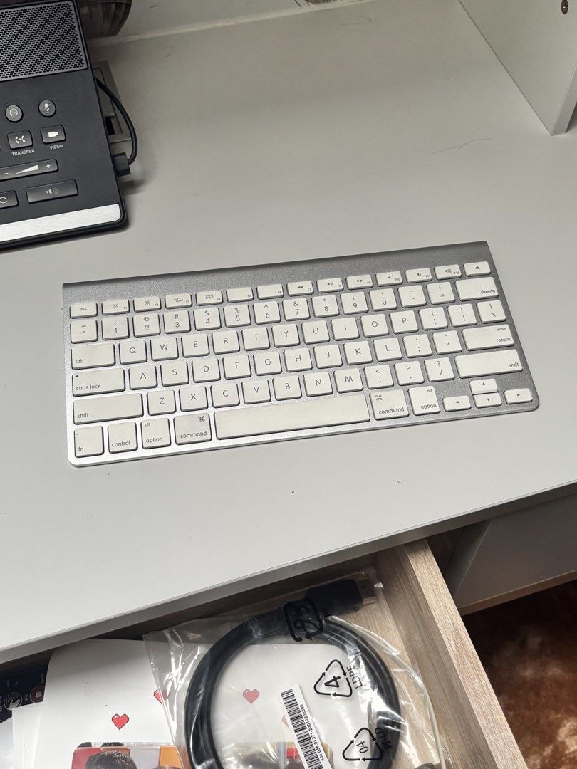 Apple Magic Keyboard A1314 Wireless Bluetooth Keyboard464730279977297921