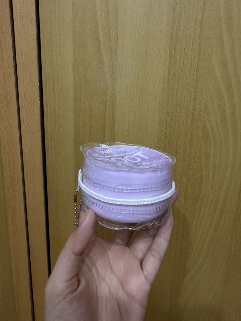 Aquaflask boot small - lilac (Category: Everything Else Others) located in Morong. Submitted by declutterbyJD (Listing ID 1440092018, Image 3). Description: Small size fit 14oz to 22oz.
