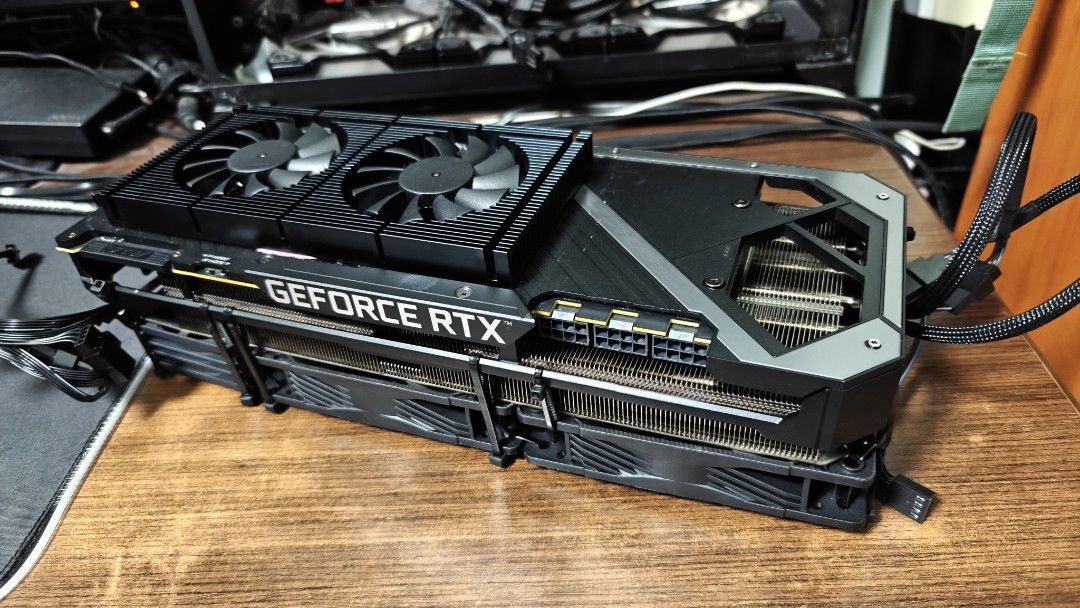 Asus Strix RTX 3090 Deshrouded464741002967797764