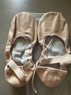 (Category: ) located in . Submitted by shopaholic123x (Listing ID 1440100024, Image 1). Description: .