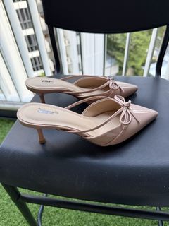 (Category: ) located in . Submitted by shopa-holic (Listing ID 1440034497, Image 1). Description: .