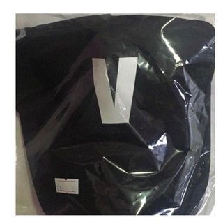 (Category: ) located in . Submitted by btsarmyforeversmallshop (Listing ID 1191396726, Image 1). Description: .