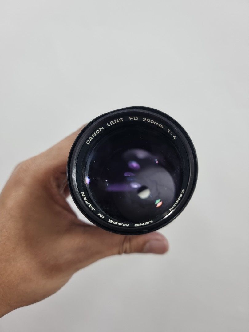 Canon FD 200mm 1:4 Lens (Category: Lens & Kits) located in San Fernando. Submitted by filmburrrn_ (Listing ID 1440018234, Image 1). Description: price is 2000.