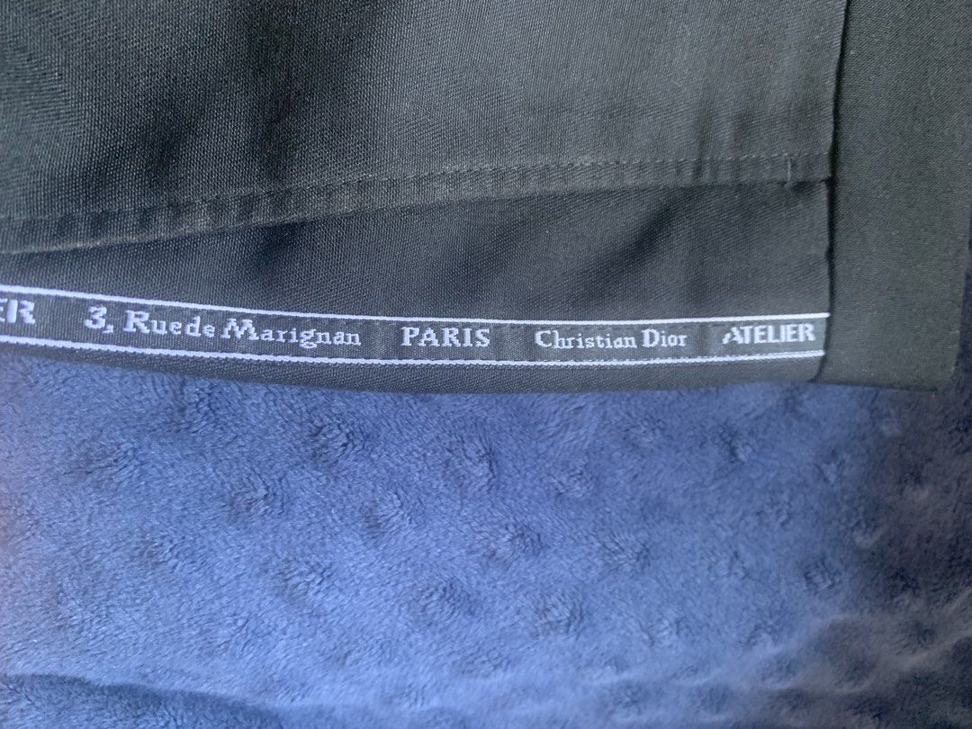 Christian Dior Black Trousers (Category: Trousers) located in Santa Rosa. Submitted by ceiti.nini (Listing ID 1440022994, Image 2). Description: Christian Dior Made in Italy Trouser Black size 30-32 inch height 42 color rate 9.5/10 condition 10/10 .