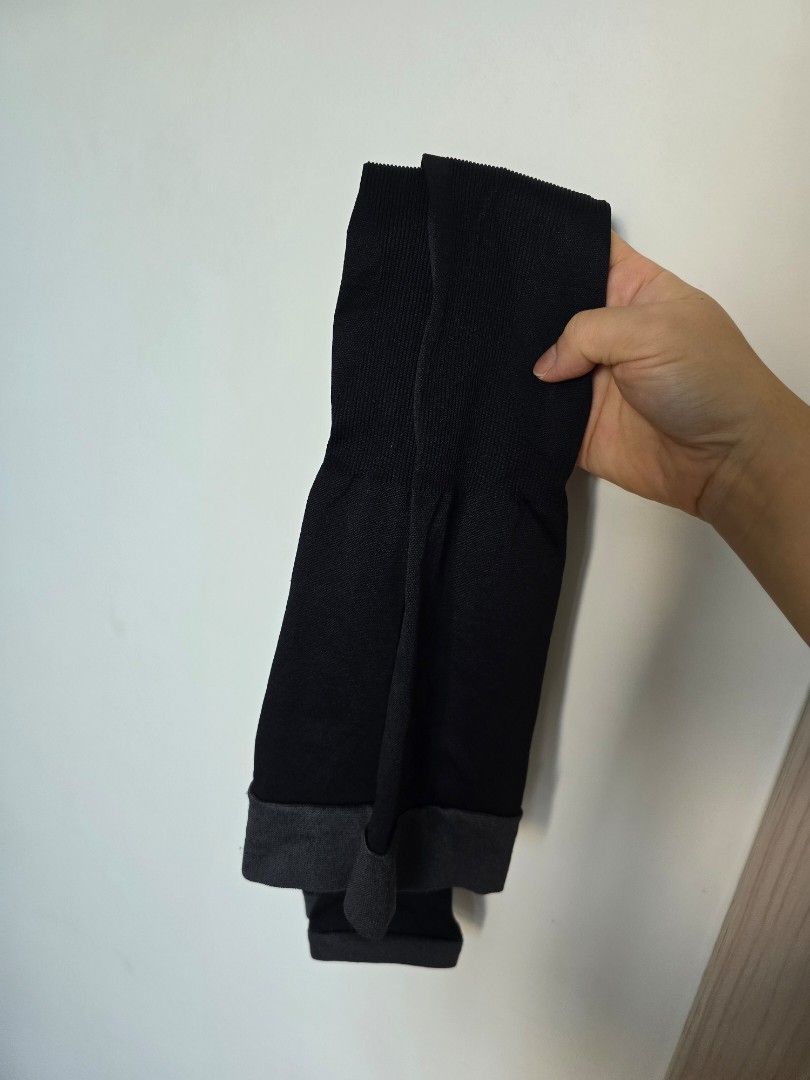 Compression socks (Category: Maternity Care) located in Singapore. Submitted by mandznday (Listing ID 1439997109, Image 1). Description: - Black compression socks - reduce swelling - Designed for warmth and comfort - Ideal for chilly weather.