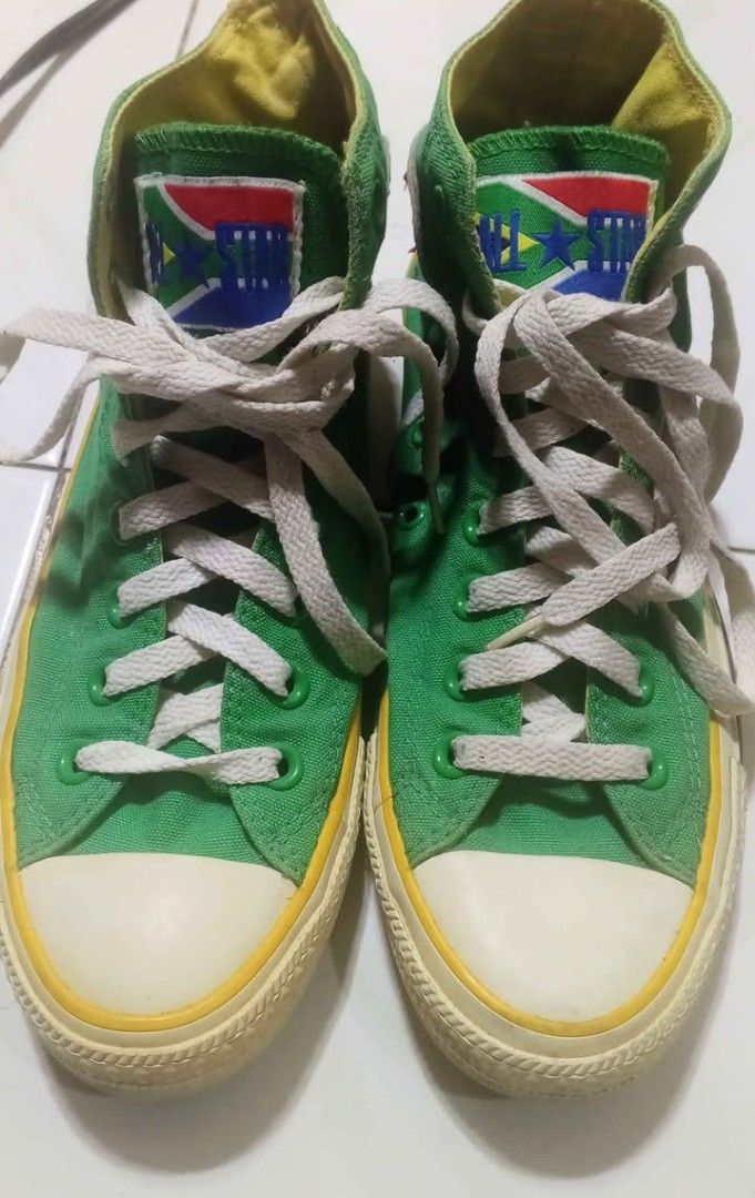 Converse Chuck Taylor Shoes Size 7 (Category: Casual Shoes) located in Taguig. Submitted by chalaudrey14 (Listing ID 1440105324, Image 2). Description: Converse Chuck Taylor Shoes 👟 ⚡preloved ⚡Old school type ⚡Size 7 ⚡Color green Location: Urban,Napindan, Taguig City Shipping via Lalamove or J&T.