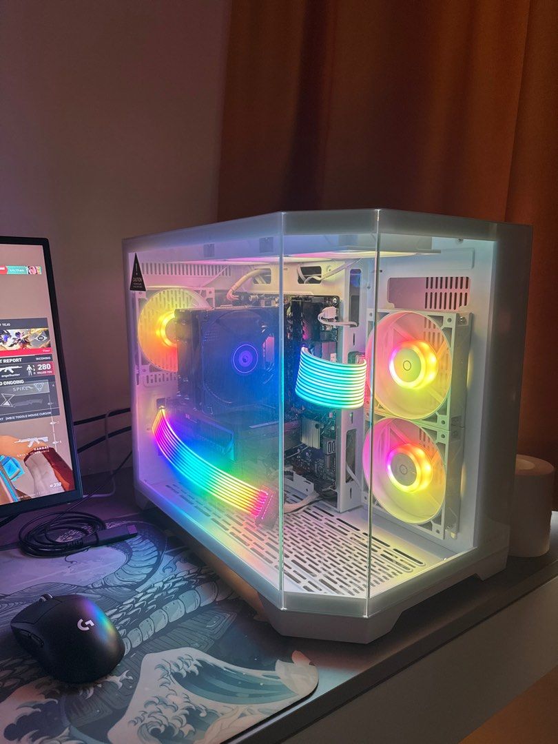 Custom White Gaming PC with RGB Lighting464973298978662400