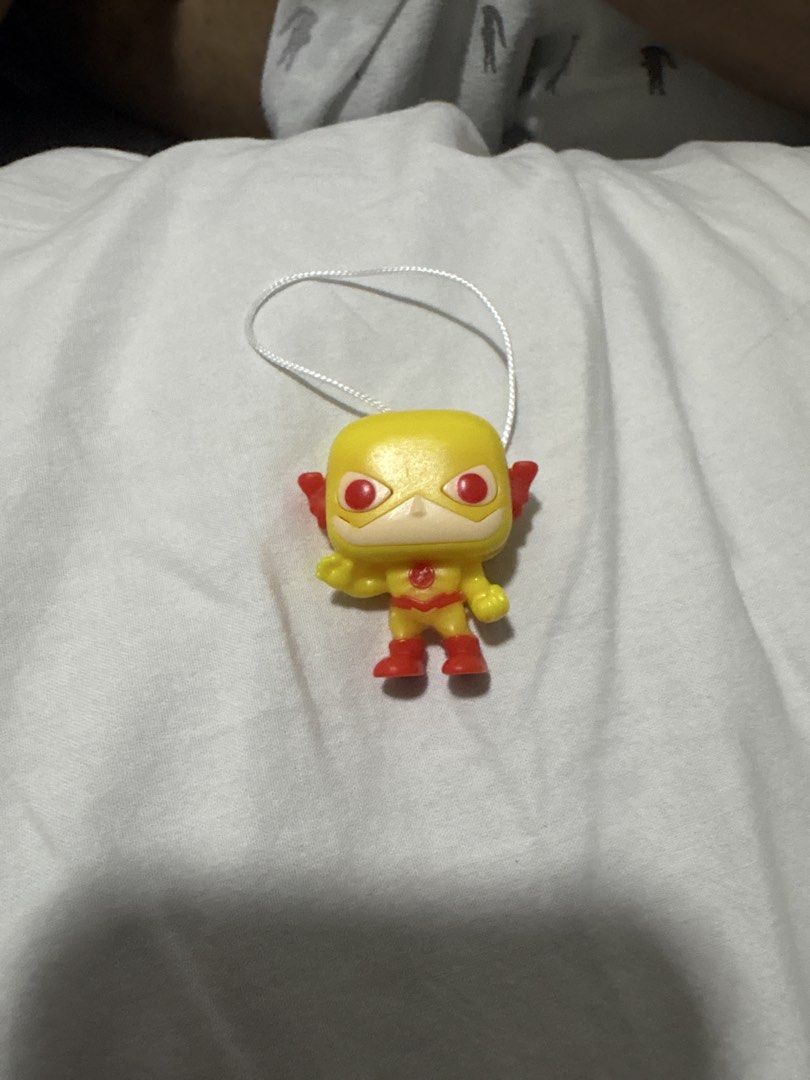 DC kinder joy egg surprise toy Batman, flash, Reversed flash (Category: Character Goods) located in Pasig City. Submitted by rarelion_f7ba92 (Listing ID 1440085555, Image 2). Description: (3 reversed flash, 2 Batman, 1 flash) Keychain for toy collectors and kids. .