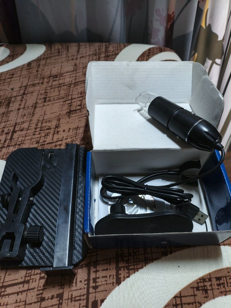 Digital Microscope with Stand and USB Cable (Category: Medical Supplies & Tools) located in Manila. Submitted by motomoto1204 (Listing ID 1440044372, Image 3). Description: PTPA: Pabasa po ng post na ito ng Mabuti ITEM: Digital Microscope PRICE: 400php ONTACTS: DM / 09668156246 / 09938623543 MEETUPS: Guadalupe area only for complete testing or via delivery LOCATION: Makati - Guadalupe Nuevo (Address will be provided for sure buyers) - Digital mic