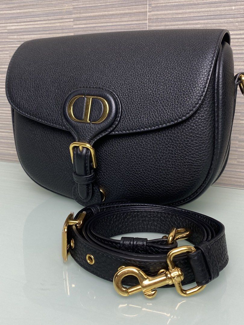 Dior Medium Bobby (Category: Luxury Bags & Wallets) located in Iloilo. Submitted by eliseohana (Listing ID 1440058095, Image 2). Description: Inclusion: box ,dustbag,reciept ,strap.