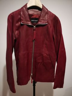 (Category: ) located in . Submitted by secondhand.cloths9 (Listing ID 1440072414, Image 1). Description: .