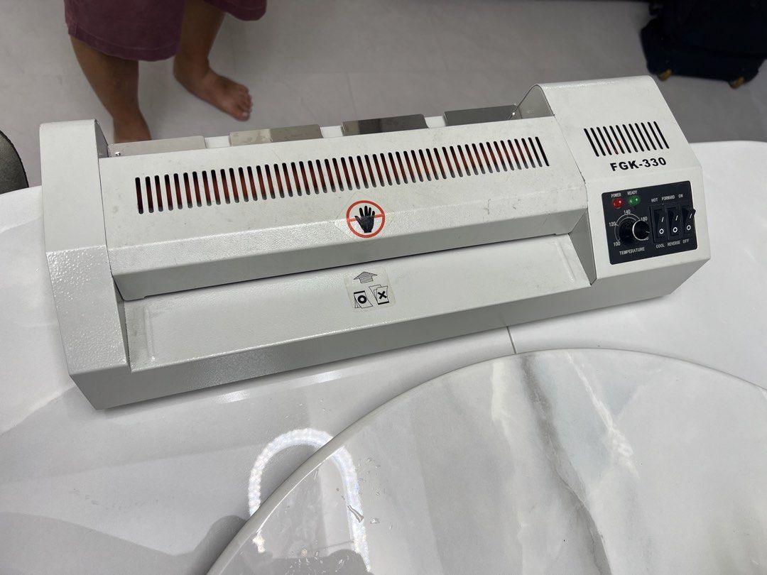 FGK-330 Laminating Machine464864679308175360