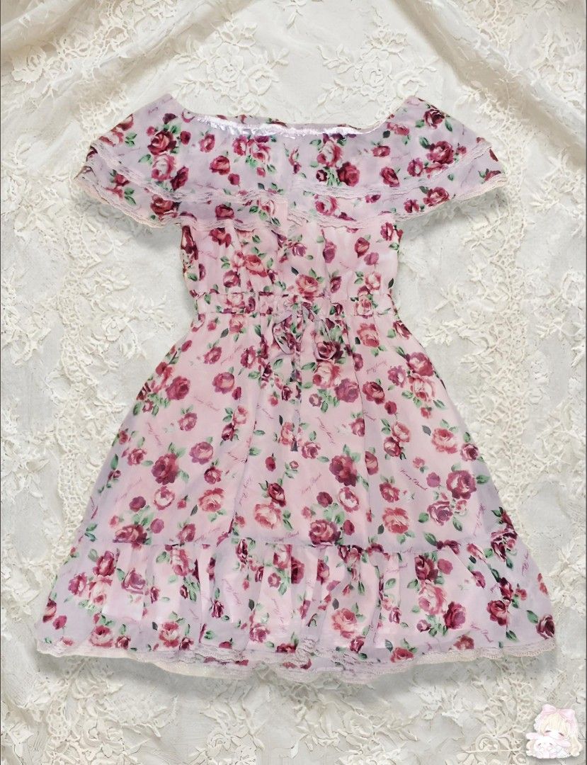 Floral coquette dress (Category: Dresses) located in Manila. Submitted by maianerva (Listing ID 1440143565, Image 1). Description: .